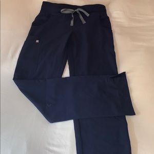 Figs Kade cargo pant, excellent condition!